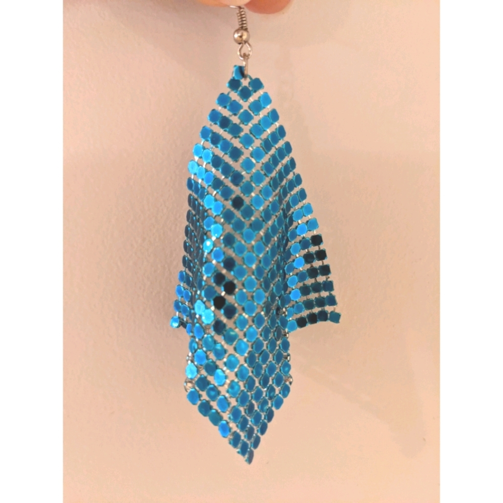 Earrings Collection - Picture 4 of 7